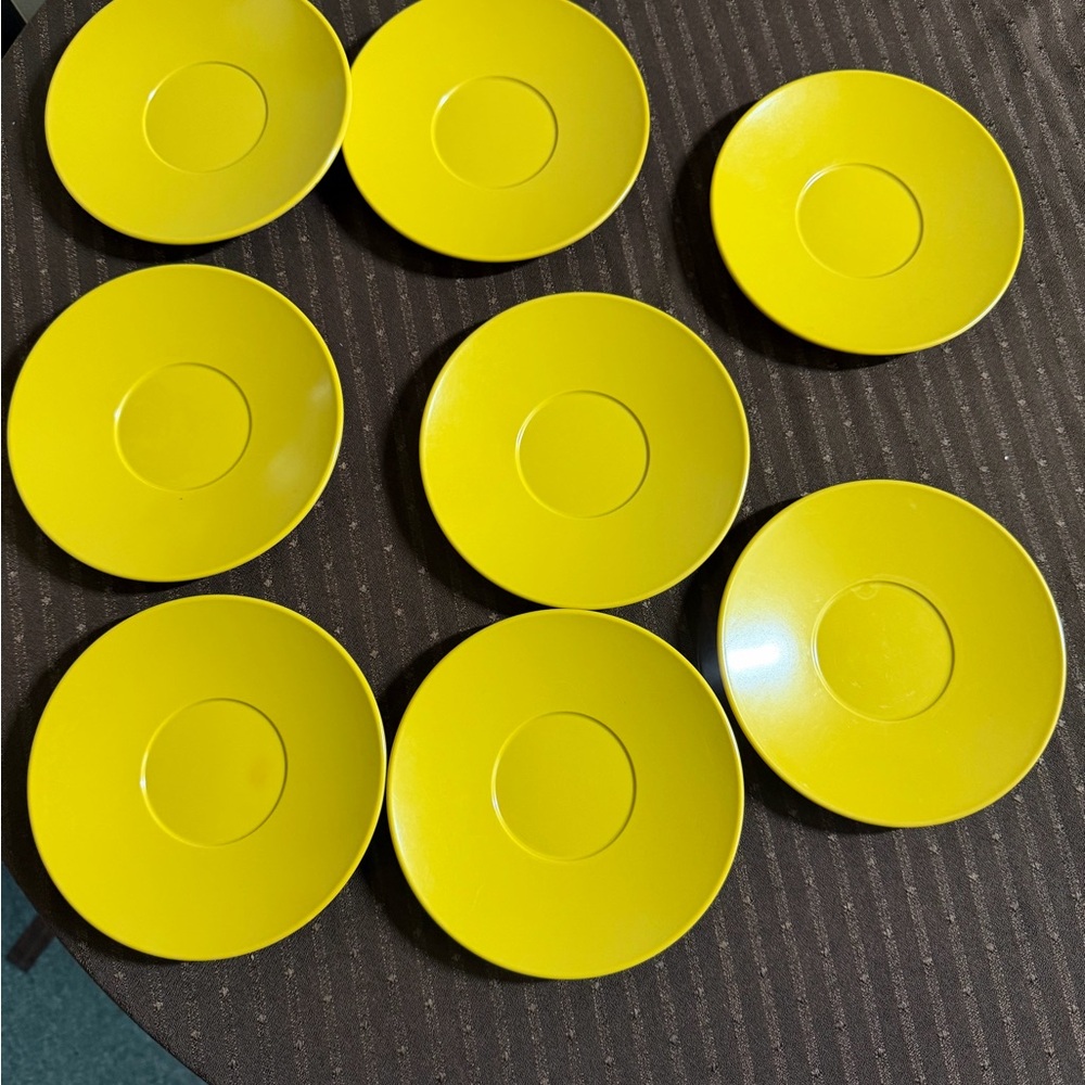 Set of 8 Vintage Texas Ware Melamine Saucer Plates